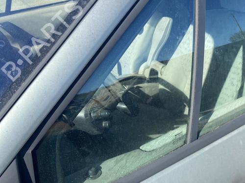 Vidro triangular frente esquerdo Vidro triangular frente esquerdo RENAULT GRAND SCÉNIC II (JM0/1_) [2004-2009] 33743440 33743440