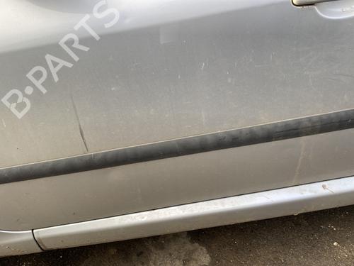 door-moulding-trim-peugeot-307-3ac-2000-2001-2002-2003-2004-2005-2006-2007-2008-2009-2010-2011-2012-31977713 main image