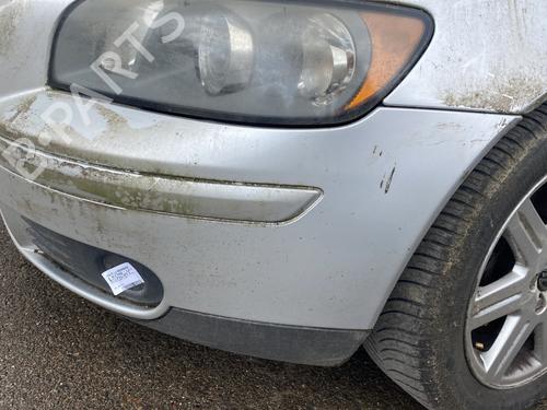 Used Front bumper Front bumper VOLVO S40 II (544) 2.0 D (136 hp) 27319084 27319084