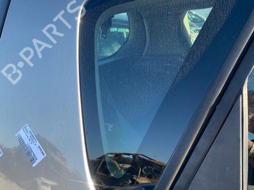 Panel rute bak høyre Panel rute bak høyre RENAULT SCÉNIC II (JM0/1_) 1.9 dCi (JM0G, JM12, JM1G, JM2C) (120 hp) 39702917 39702917