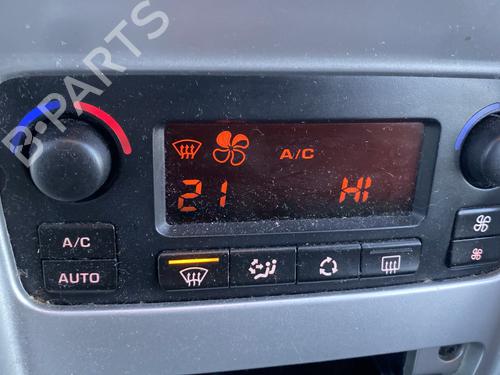 Used Climate control Climate control PEUGEOT 307 Break (3E) 2.0 HDi 135 (136 hp) 31969693 31969693