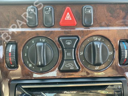 Climate control MERCEDES-BENZ C-CLASS (W202) C 220 CDI (202.133) | BP30085505I5