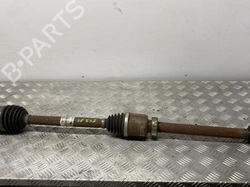 Used Right front driveshaft Right front driveshaft RENAULT MEGANE IV Hatchback (B9A/M/N_) 1.5 dCi 110 (B9A3) (110 hp) 26618068 26618068