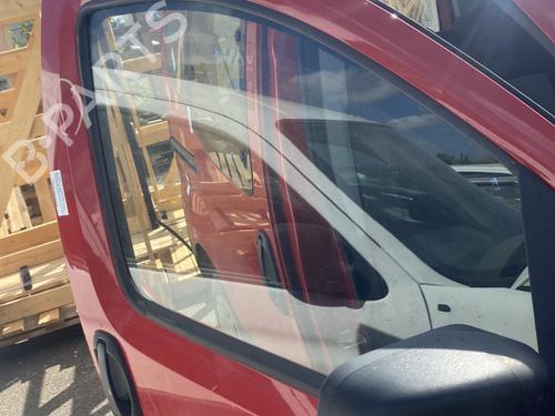 front-right-door-window-citroen-nemo-mpv-2009-26940149 main image