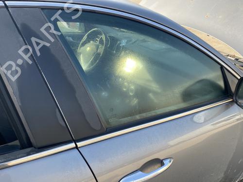 Used Front right door window Front right door window 33553669 33553669