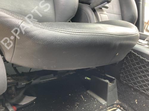 Right front seat MERCEDES-BENZ B-CLASS Sports Tourer (W245) B 200 CDI (245.208) | BP22124080C16 