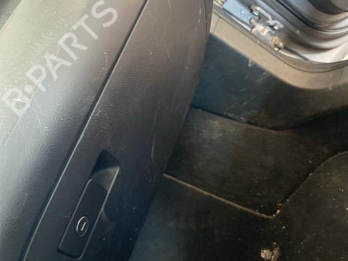 Used Glove box Glove box 38273675 38273675