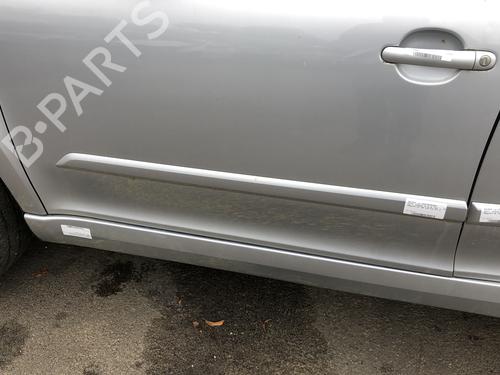 Used Door moulding trim SKODA YETI (5L) 2.0 TDI (140 hp) 19908291