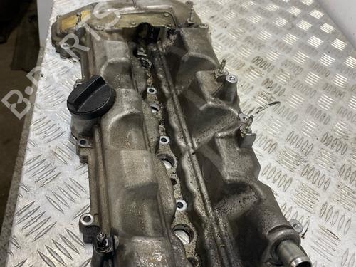 Used Valve cover Valve cover 39520129 39520129