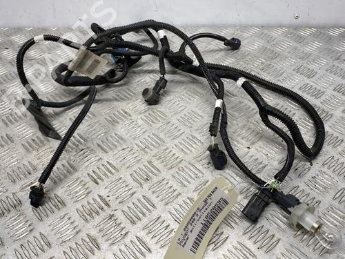 Used Electronic module PEUGEOT 208 II (UB_, UP_, UW_, UJ_) 1.2 PureTech 100 (101 hp) 31136881