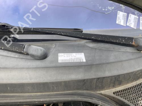 Used Front wiper motor RENAULT SCÉNIC I MPV (JA0/1_, FA0_) 1.9 dCi RX4 (102 hp) 32393052