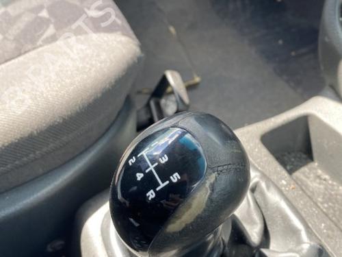 Used Shift knob Shift knob MERCEDES-BENZ VANEO (414) 1.6 (414.700) (82 hp) 19907033 19907033