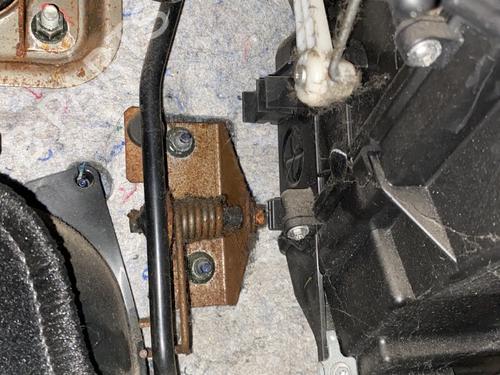 Used Pedal Pedal SUZUKI SWIFT III (MZ, EZ) 1.3 (RS413, ZC11S) (92 hp) 33553276 33553276