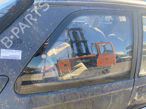 Used Rear right quarter glass Rear right quarter glass PEUGEOT 309 I (10C, 10A) 1.3 (64 hp) 39994007 39994007
