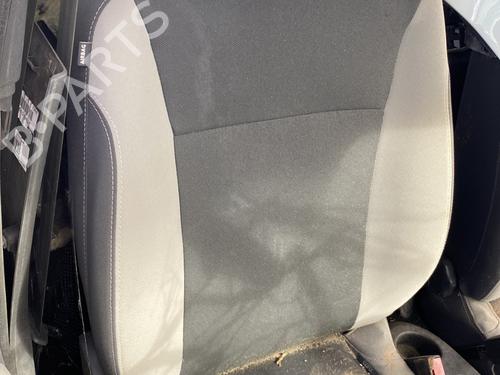 Right front seat RENAULT CLIO III (BR0/1, CR0/1) 1.5 dCi (C/BR0G, C/BR1G) | BP29422486C16 