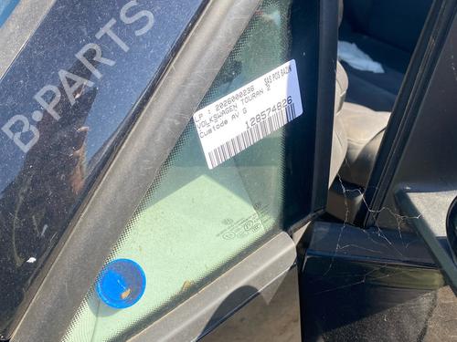 front-left-quarter-glass-vw-touran-1t3-2010-2011-2012-2013-2014-2015-2016-36817006 main image