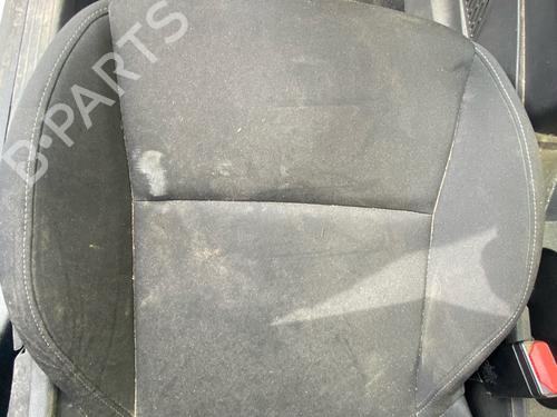 Used Left front seat Left front seat 39042349 39042349