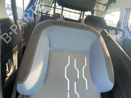 Right front seat PEUGEOT PARTNER Tepee 1.6 HDi | BP39703090C16 - Image 3