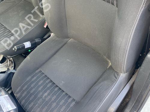 Used Left front seat Left front seat DACIA LOGAN MCV (KS_) 1.5 dCi (KS04) (88 hp) 34046356 34046356