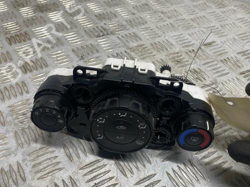 Climate control FORD FIESTA VI (CB1, CCN) 1.4 TDCi | BP39942957I5 - Image 3