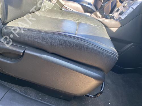 Right front seat CHEVROLET CAPTIVA (C100, C140) 2.2 D | BP38927525C16 - Image 3