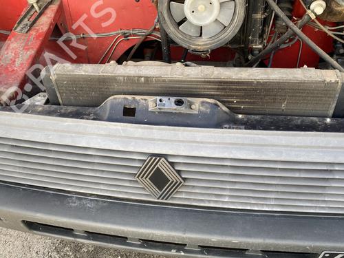 Used Grille RENAULT MASTER I Van (T__) 28-35 2.0 (80 hp) 29971778