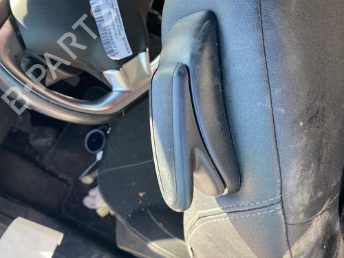 Left front seat CITROËN DS3 (SA_) 1.6 HDi 90 | BP37035303C15 - Image 3