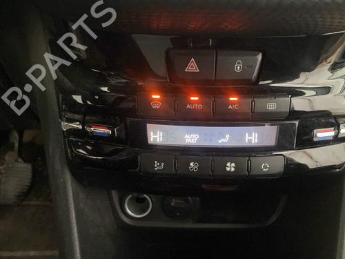 Used Climate control Climate control PEUGEOT 2008 I (CU_) 1.2 VTi (82 hp) 31944306 31944306