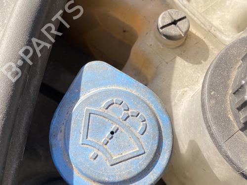 Windscreen washer tank LAND ROVER RANGE ROVER SPORT I (L320) 2.7 D 4x4 | BP24111529C113 