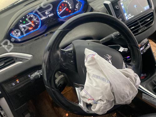 Used Steering wheel PEUGEOT 2008 I (CU_) 1.2 VTi (82 hp) 31944321
