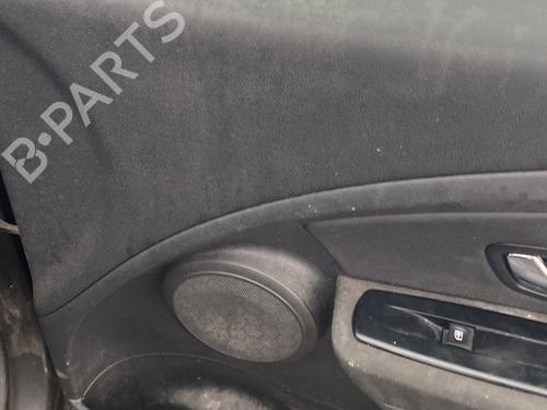 Used Front right panel Front right panel RENAULT MEGANE III Grandtour (KZ0/1) 1.5 dCi (KZ09, KZ0D, KZ1G, KZ29, KZ14, KZ1W, KZ10, KZ1F,... (110 hp) 32170413 32170413