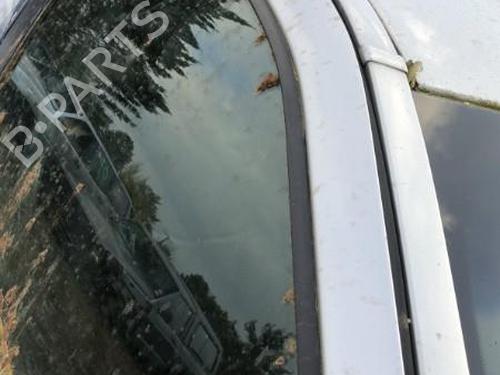 Używane Szyba drzwi przednich prawych CADILLAC SRX 3.6 AWD (258 hp) 22118213