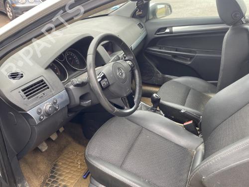 Dør rude ventre foran OPEL ASTRA H GTC (A04) 1.7 CDTI (L08) | BP22241345C18 