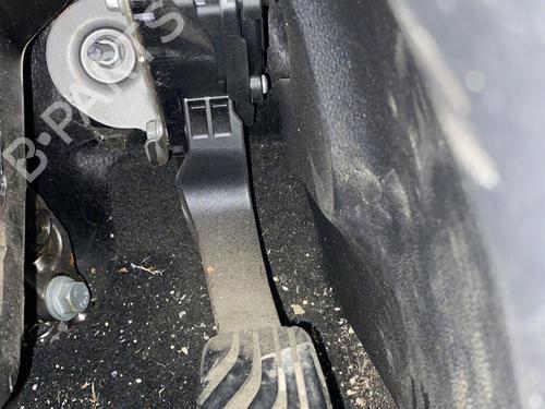 BP30534790I4 main image