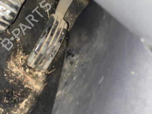 Pedal RENAULT MEGANE III Hatchback (BZ0/1_, B3_) 1.5 dCi (BZ09, BZ0D, BZ1W, BZ29, BZ14) (110 hp) 31342498