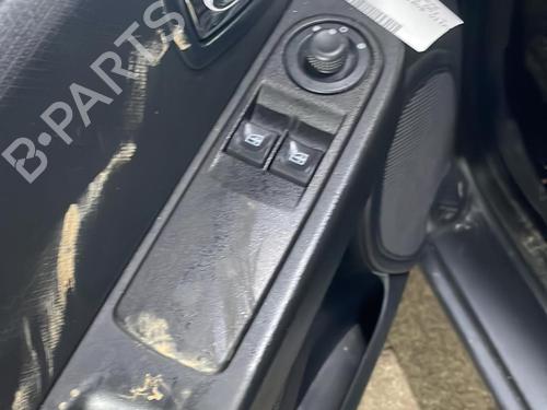 Used Left front window switch Left front window switch RENAULT CLIO IV (BH_) 1.5 dCi 90 (90 hp) 19905014 19905014