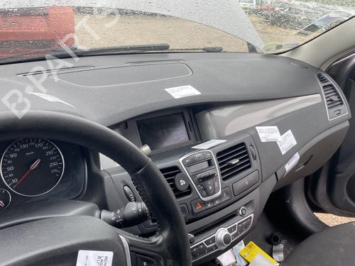 Used Dashboard RENAULT LAGUNA III (BT0/1) 2.0 dCi (BT07, BT0J, BT14, BT1A, BT1S) (131 hp) 25133726
