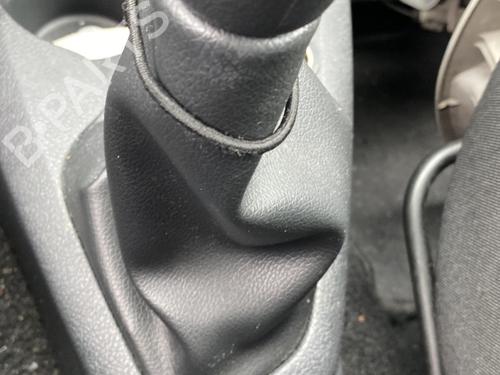 Used Gear lever DACIA SANDERO II 1.2 (75 hp) 26410003