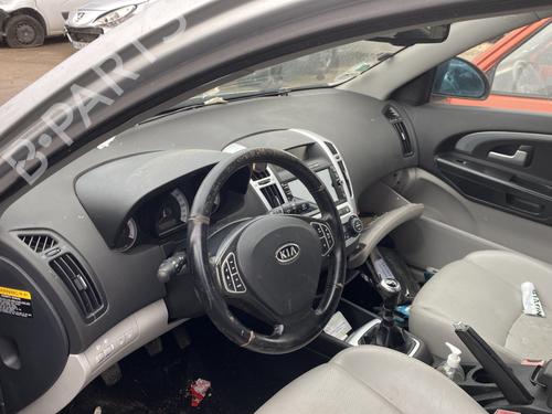 Left front seat KIA CEE'D SW (ED) 1.6 CRDi 115 | BP30552047C15  - Image 6