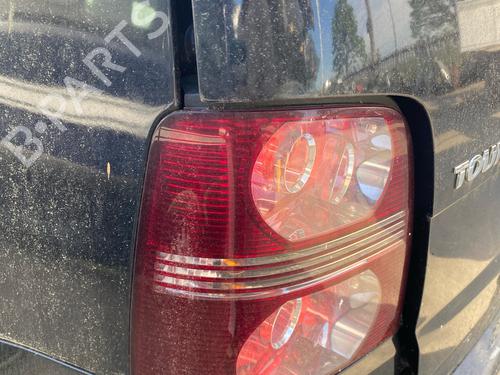 left-taillight-vw-touran-1t1-1t2-2003-2004-2005-2006-2007-2008-2009-2010-2011-34334596 main image