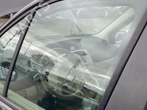 Front left door window RENAULT GRAND SCÉNIC II (JM0/1_) 2.0 dCi (JM1K) | BP29913672C18