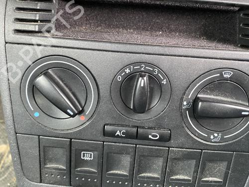 Climate control VW POLO (6N2) 1.4 | BP33013667I5 - Image 2