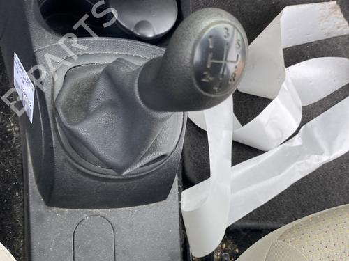 Used Middle console Middle console RENAULT CLIO III (BR0/1, CR0/1) 1.5 dCi (BR17, CR17) (86 hp) 30816887 30816887