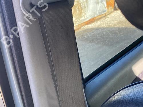 front-right-seatbelt-renault-scenic-i-mpv-ja01_-fa0_-1999-2000-2001-2002-2003-2004-2005-2006-2007-2008-2009-2010-31852134 main image