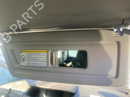 Used Right sun visor Right sun visor 38977158 38977158