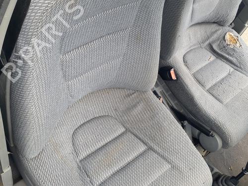 Used Right front seat Right front seat CITROËN BX (XB-_) 16 (75 hp) 26936964 26936964