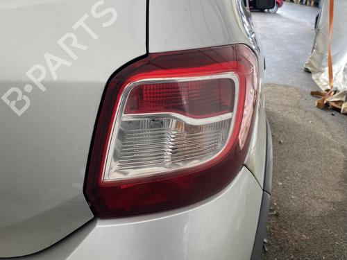 Høyre baklys DACIA SANDERO II 1.5 dCi (90 hp) 32045193