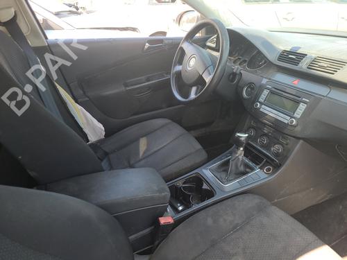 Armrest / Center console VW PASSAT B6 Variant (3C5) 1.9 TDI | BP38558332I20 - Image 6