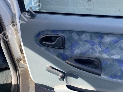 Høyre bakpanel Høyre bakpanel RENAULT MEGANE I (BA0/1_) 2.0 i (BA0G) (114 hp) 32734259 32734259