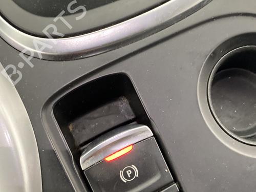 Used Switch RENAULT KADJAR (HA_, HL_) 1.2 TCe 130 (HLMR) (130 hp) 30480846